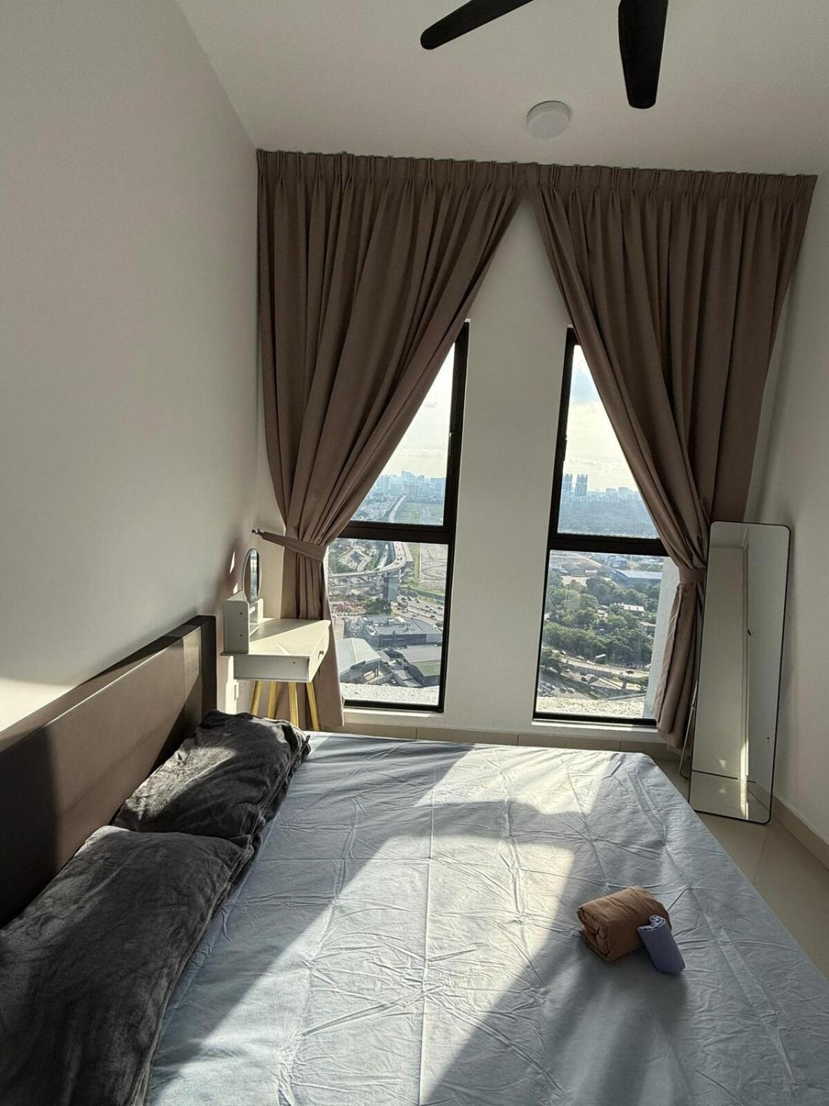 Apartment 2room Freeshuttle To Mrt 2-5pax 10minutes To Klcc Trx