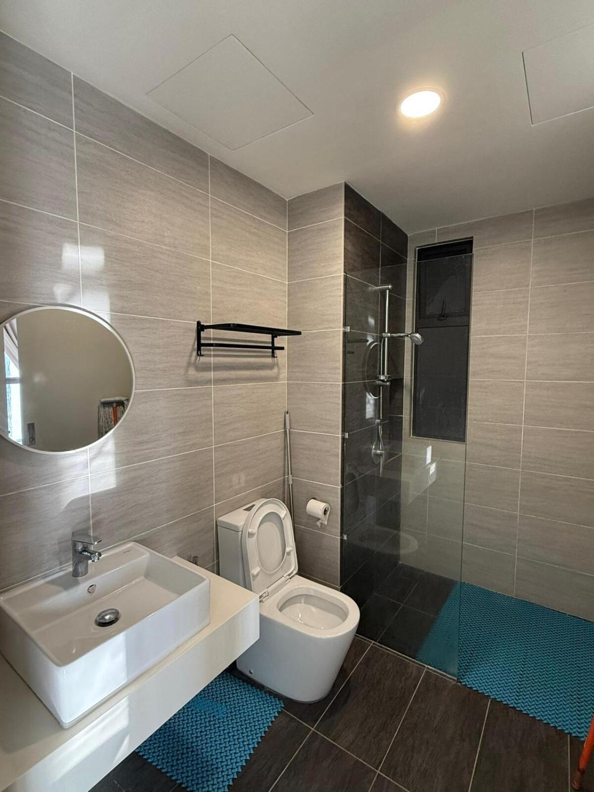 2room Freeshuttle To Mrt 2-5pax 10minutes To Klcc Trx Kuala Lumpur